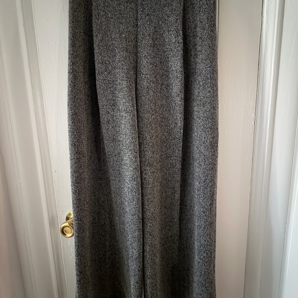 Wide leg pants